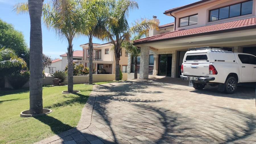 3 Bedroom Property for Sale in Grootbrakhoogte Western Cape